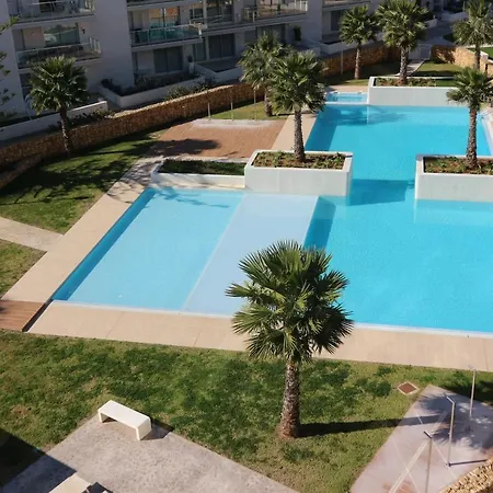 Atico Buen Vivir Con Gran Terraza Y Vistas Espectaculares En Marina Real Ii By Family Homes דירה דניה