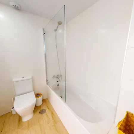 דירה Atico Buen Vivir Con Gran Terraza Y Vistas Espectaculares En Marina Real Ii By Family Homes *