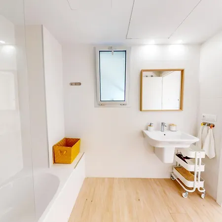Atico Buen Vivir Con Gran Terraza Y Vistas Espectaculares En Marina Real Ii By Family Homes דניה