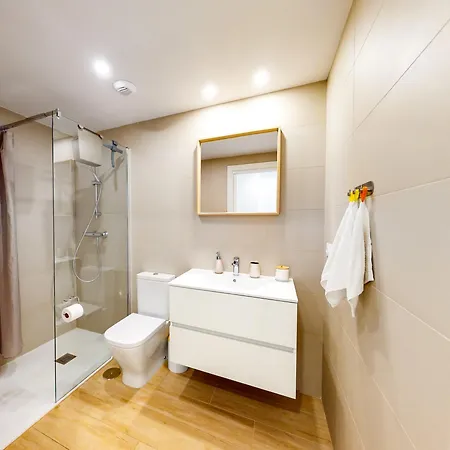Atico Buen Vivir Con Gran Terraza Y Vistas Espectaculares En Marina Real Ii By Family Homes *