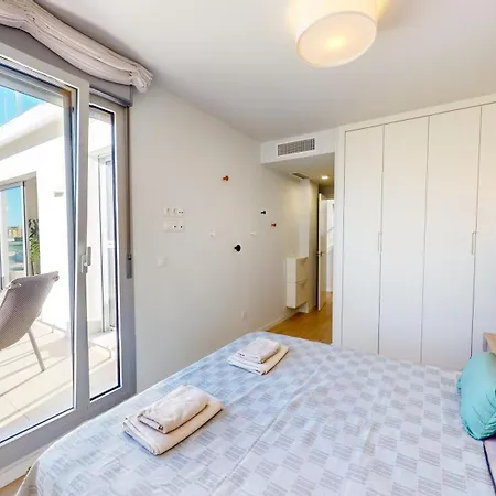 Atico Buen Vivir Con Gran Terraza Y Vistas Espectaculares En Marina Real Ii By Family Homes *