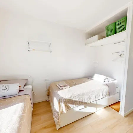 דירה Atico Buen Vivir Con Gran Terraza Y Vistas Espectaculares En Marina Real Ii By Family Homes *