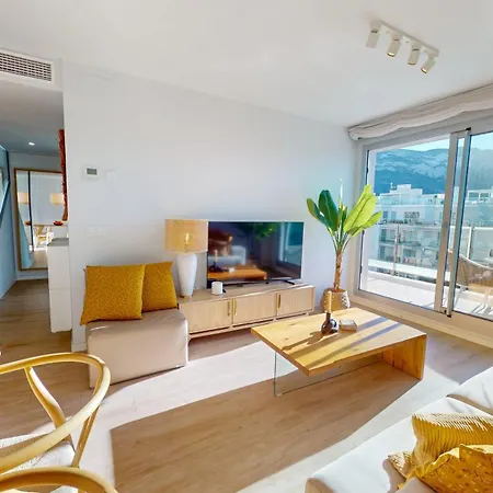 דירה Atico Buen Vivir Con Gran Terraza Y Vistas Espectaculares En Marina Real Ii By Family Homes