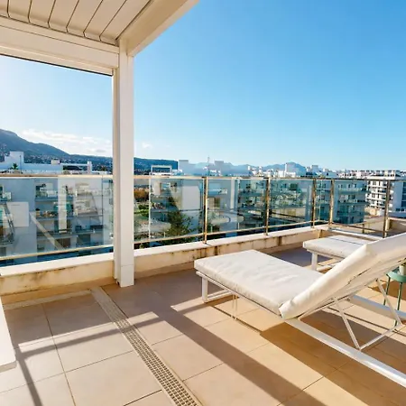 Atico Buen Vivir Con Gran Terraza Y Vistas Espectaculares En Marina Real Ii By Family Homes דניה